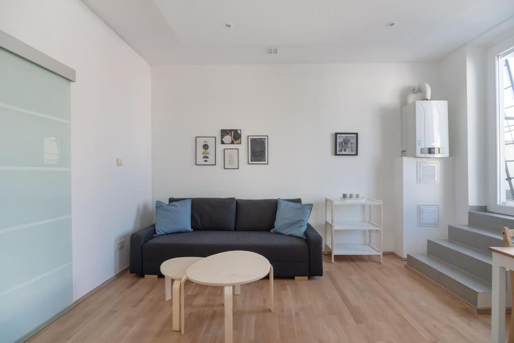 Apartmán Grosse Terrasse, Klimaanlage Und U-Bahn Naehe Vídeň Exteriér fotografie
